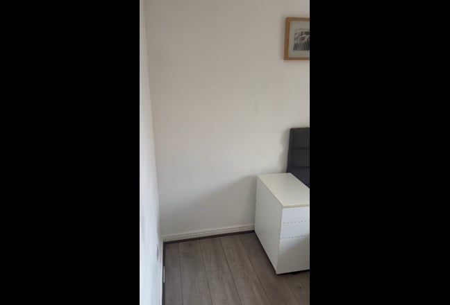 2  Furnished D/Rooms Available in Thamesmead, Se28 Main Photo