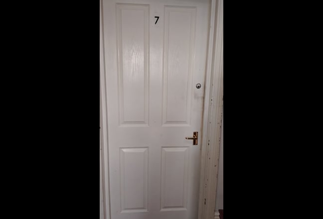 Furnished Room to Rent – Kemp Town, Brighton Main Photo