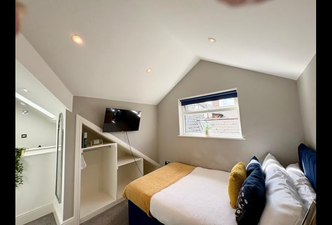 Bright Modern Studio Room for a single person Main Photo