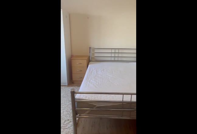 Hurry! Only last specious room left &pound;800 PCM Main Photo