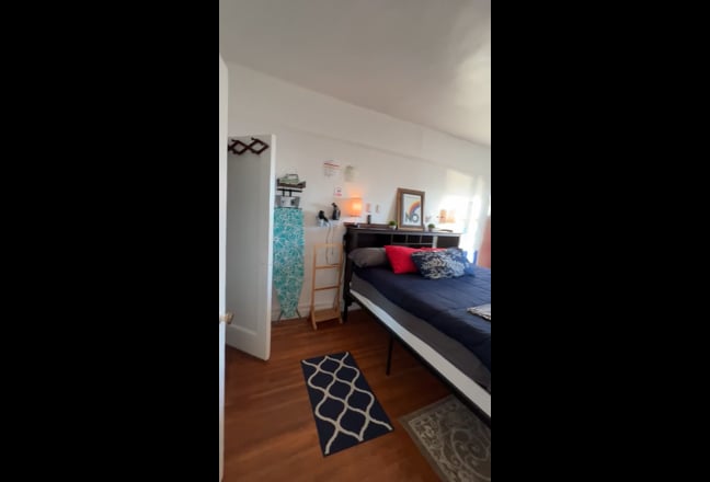Gay-Friendly Furnished Room | Hudson River View Main Photo