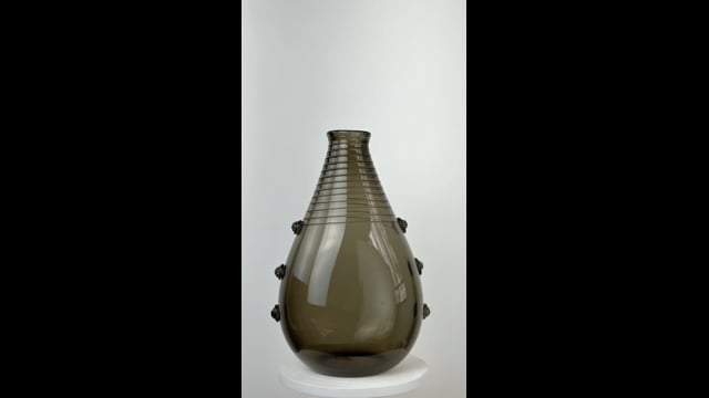 Vaso Fumê com Espiral e Aplicações Laterais