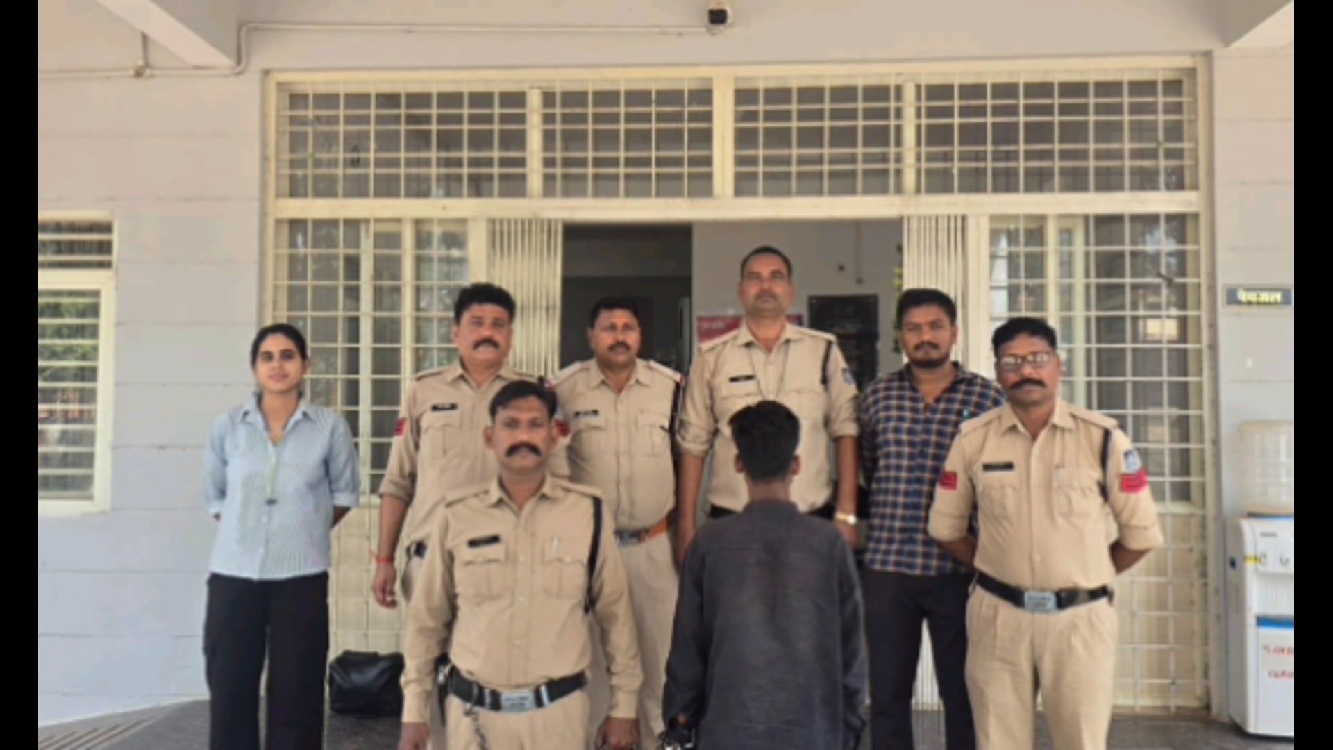 कटनी के रीठी पुलिस की बड़ी कार्रवाई, आबकारी एक्ट में फरार शातिर आरोपी बल्लू पाल गिरफ्तार