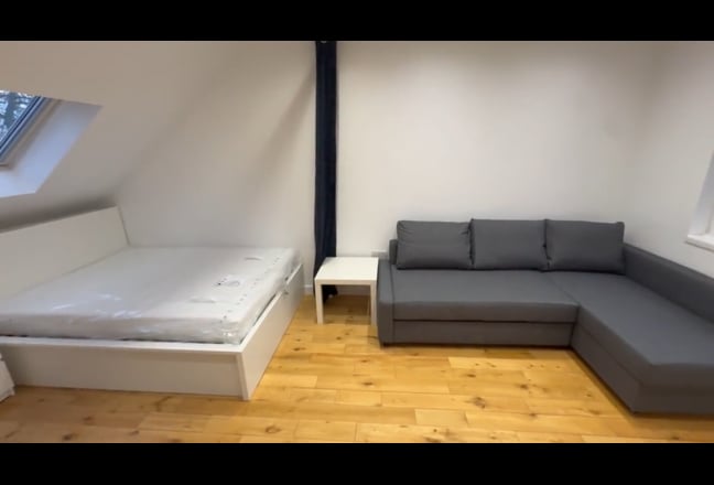 Video 1: 