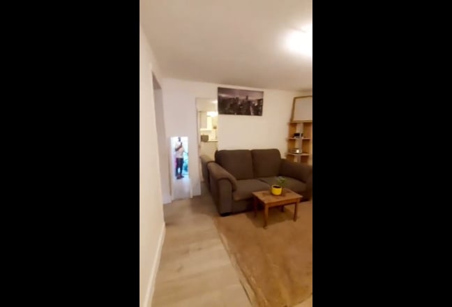 Detactched Bungalow to Let Main Photo