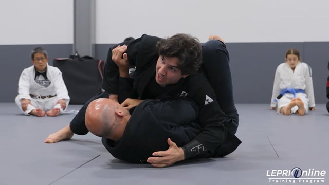 Leg Shuffle to Knee Cut to Side Control When Opponet Underhooks