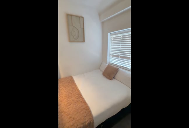 York Road Leeds - Modern/Private 3 bedroom house🏡  Main Photo