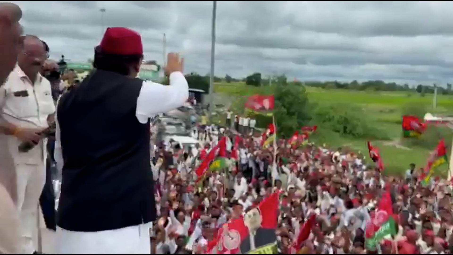 *रायबरेली । अखिलेश यादव का चुनावी शंखनाद*