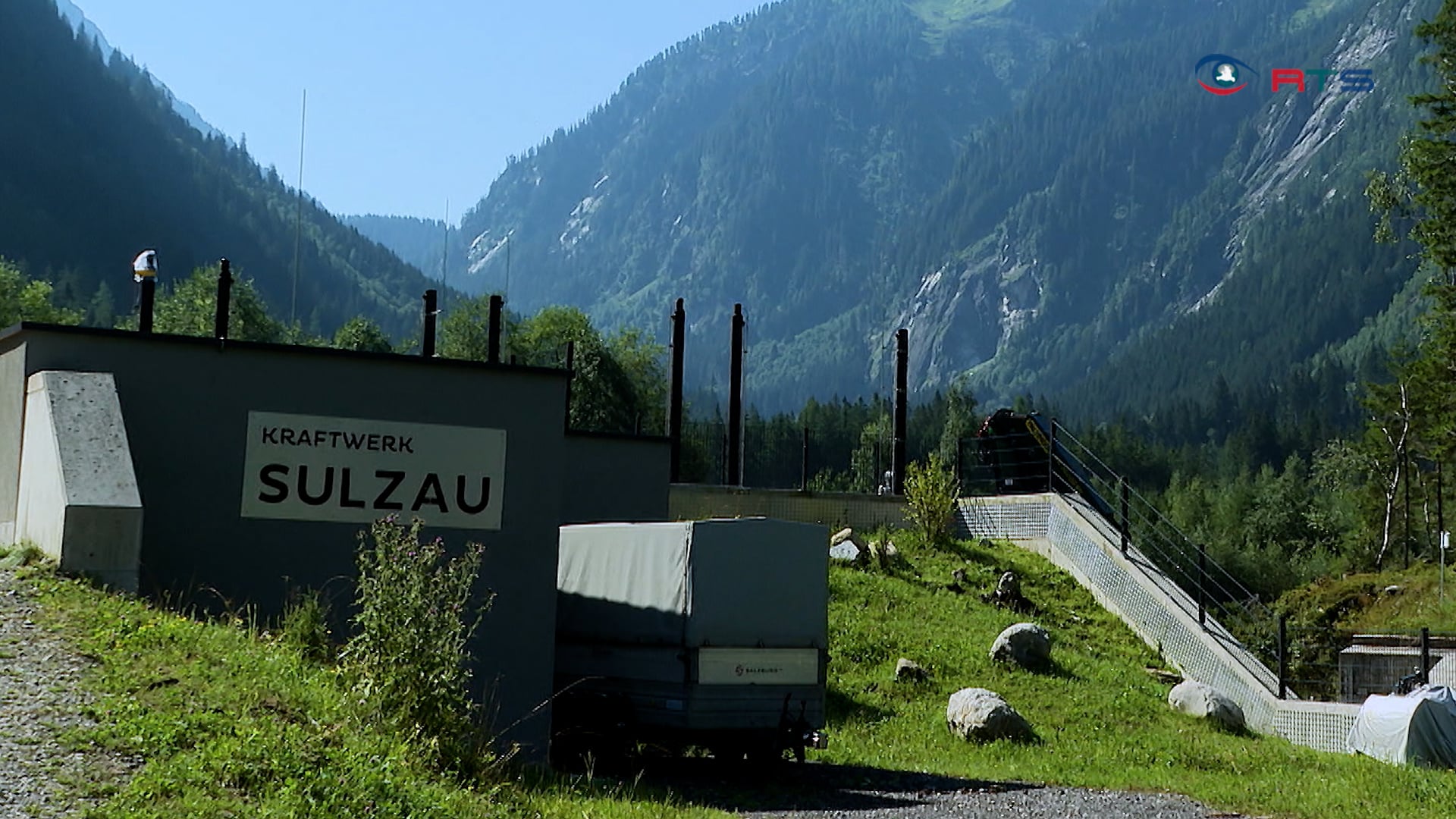 kraftwerk-sulzau-in-neukirchen-eroeffnet-drei-turbinen-trotzen-der-trockenheit
