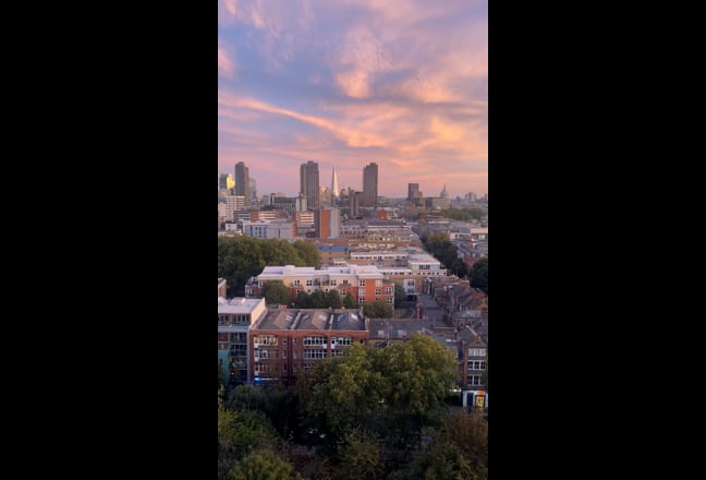 Stunning 14th floor apartment with skyline views Main Photo