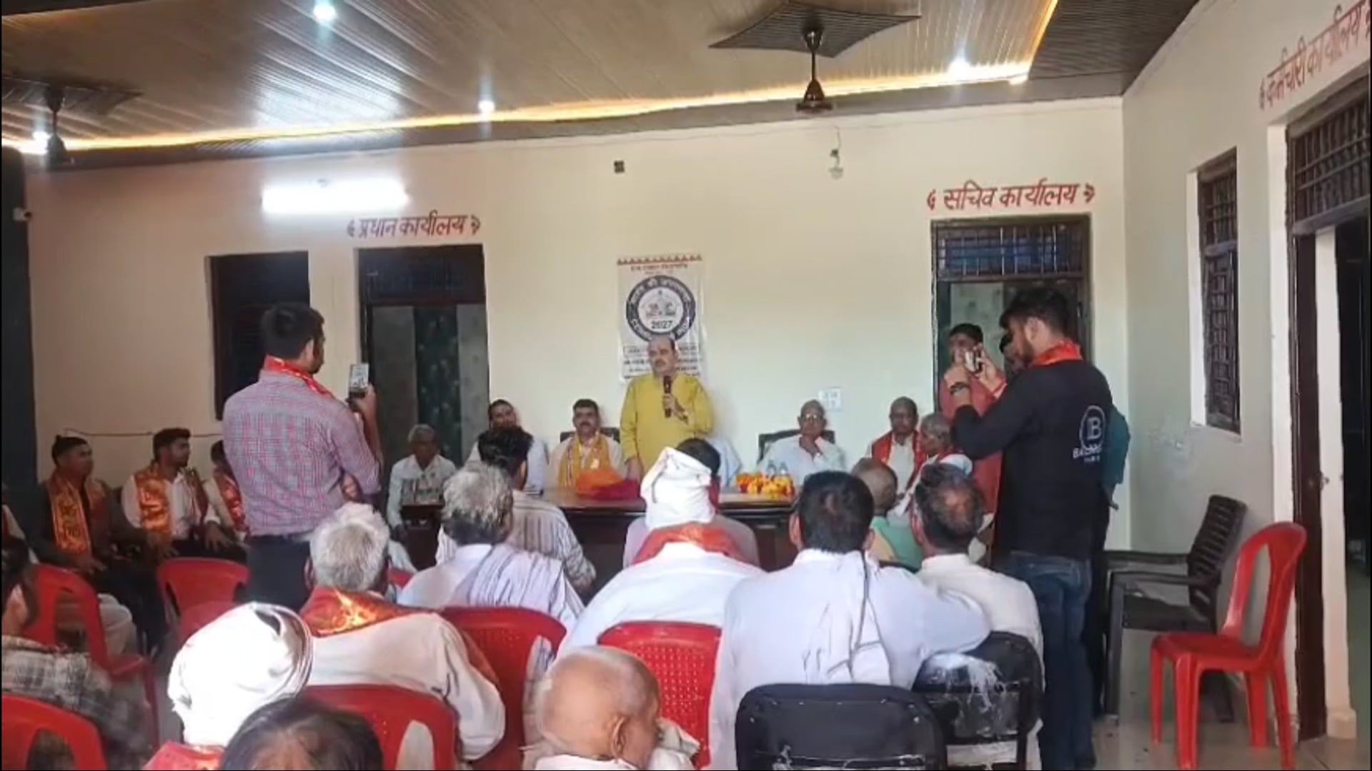 राजसभा सांसद तेजवीर सिंह ने डिजीटल लाइब्रेरी का किया भव्य लोकार्पण।