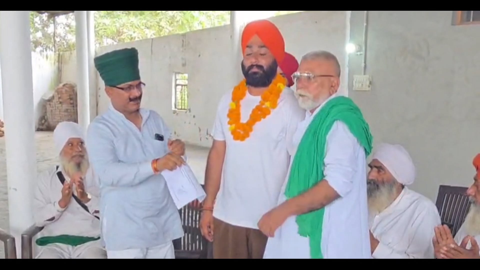 आज तहसील गढ़मुक्तेश्वर के ग्राम भगवंतपुर में सदस्यता अभियान के तहत नुक्कड़ सभा की गई।
