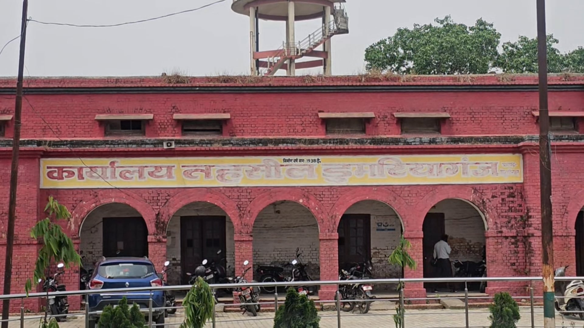 सिद्धार्थनगर में बढ़ा राप्ती नदी का जलस्तर, जर्जर तटबंधों को लेकर ग्रामीणों में बढ़ी चिंता