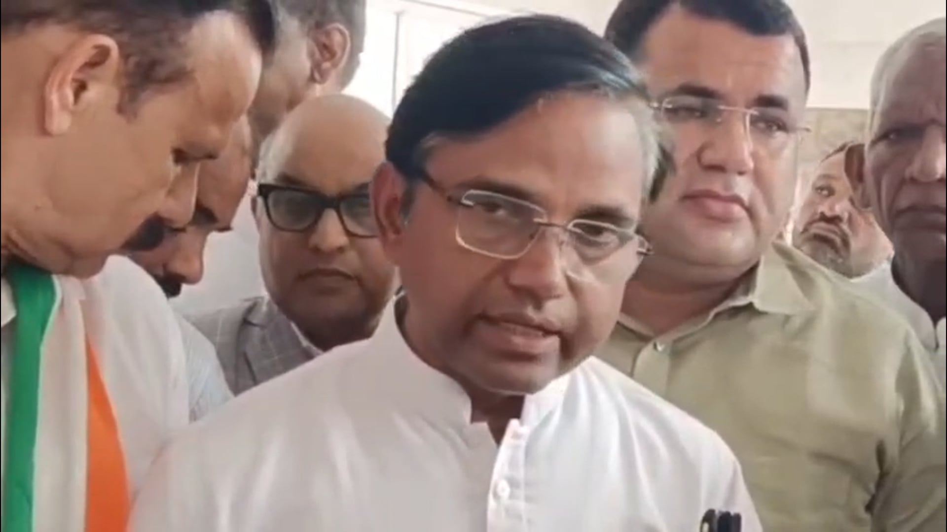 मतलौडा में कांग्रेस का कार्यकर्ता सम्मेलन, जितेंद्र बघेल ने भाजपा सरकार पर साधा निशाना