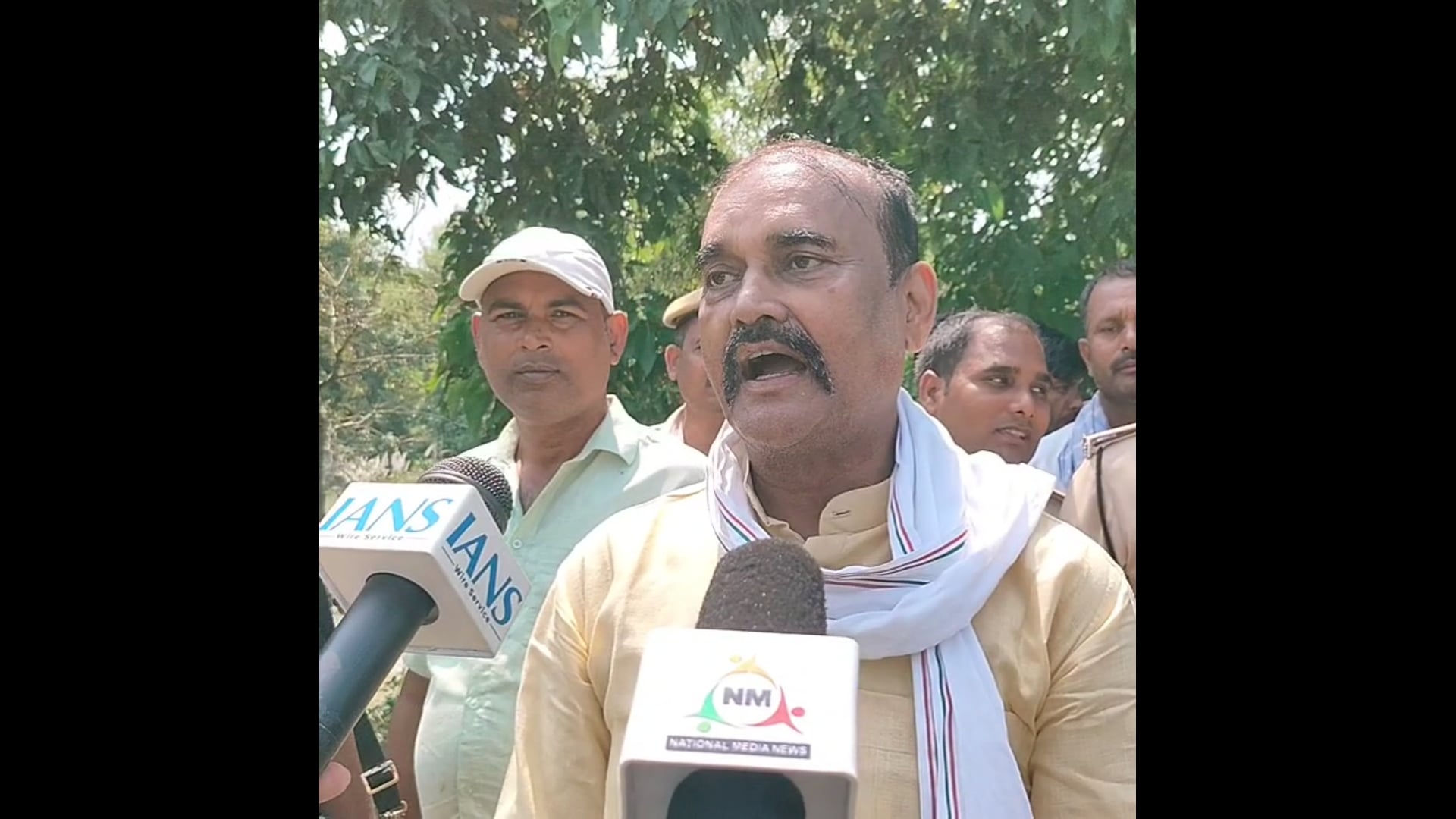 विधायक की गुहार पर CM का तुरंत एक्शन! बाढ़ प्रभावित वाल्मीकि नगर का आज 3 बजे दौरा करेंगे सम्राट चौधरी