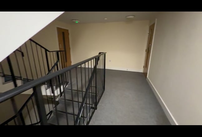 Whole 2 bed, 2 bath with Balcony. Water views! Main Photo