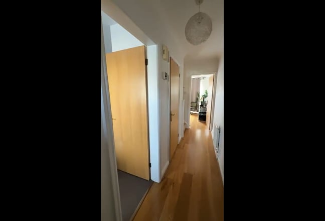 Quiet room near Canary Wharf Main Photo