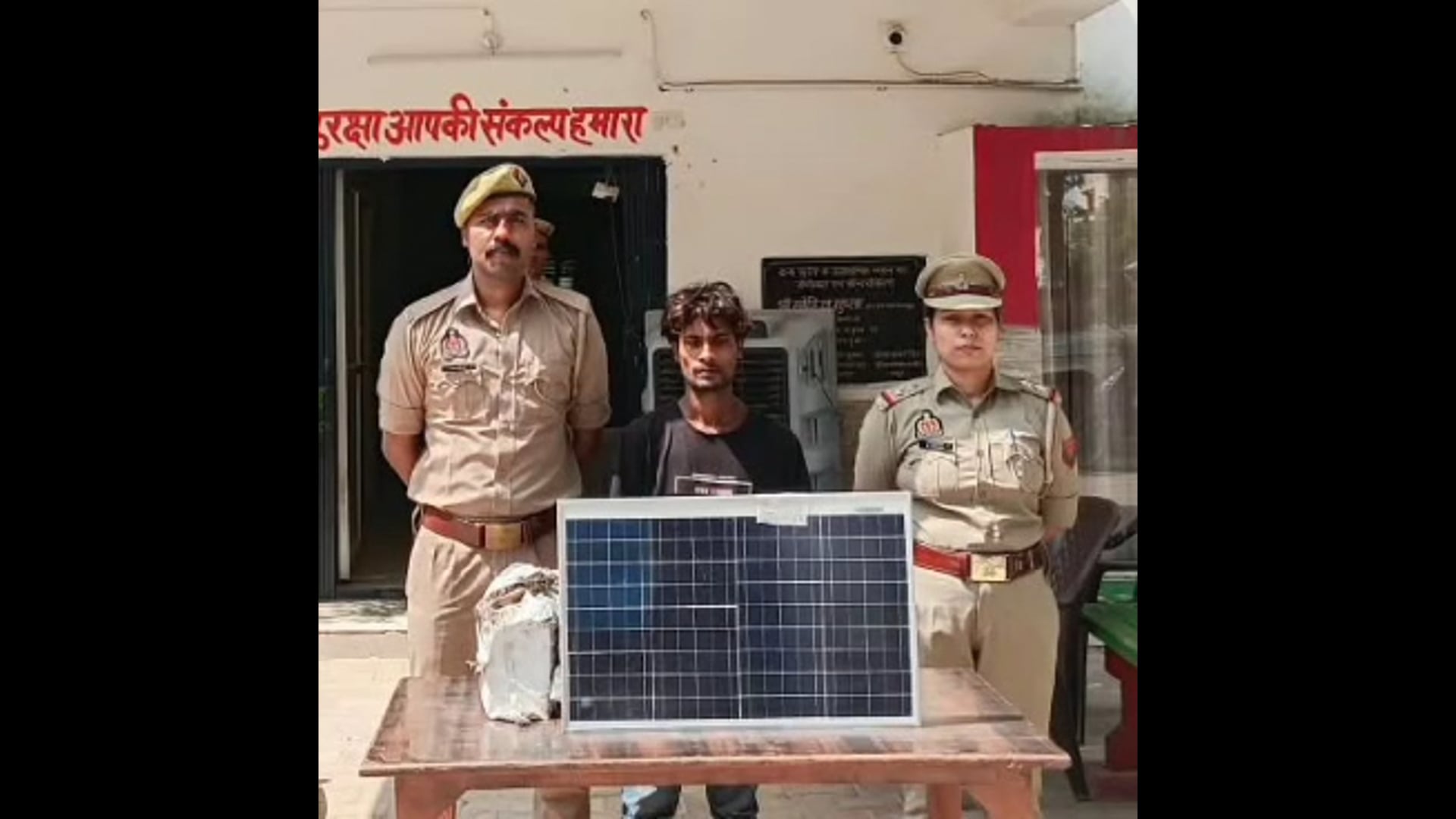 MANT-आश्रम में चोरी… पुलिस के हाथ लगा सुराग, सोलर बैटरी-प्लेट के साथ चाकू, भी बरामद,,