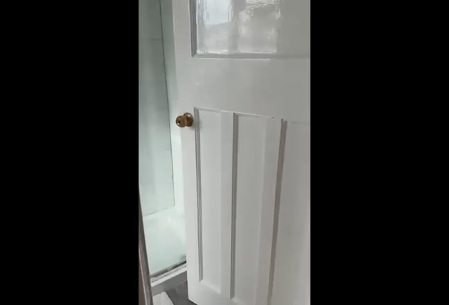 Fully furnished HMO licensed double bedroom  Main Photo