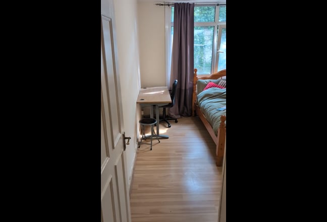 Bright Double Room – Shoreditch / Columbia Road Main Photo
