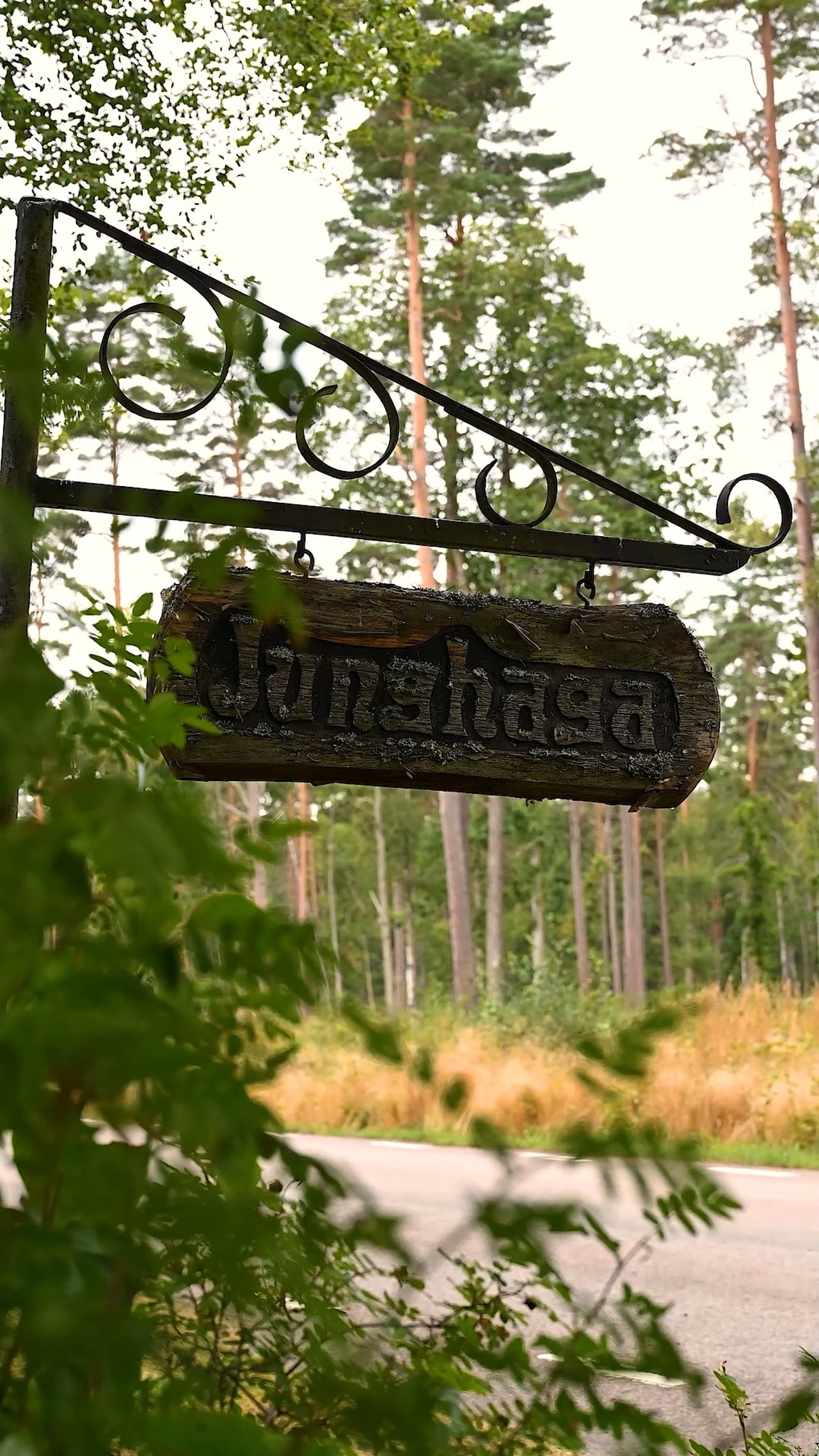 238 m² Villa på Edsvära Junghaga 1 Edsvära Vara kommun - video