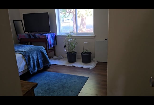 Room for rent Main Photo