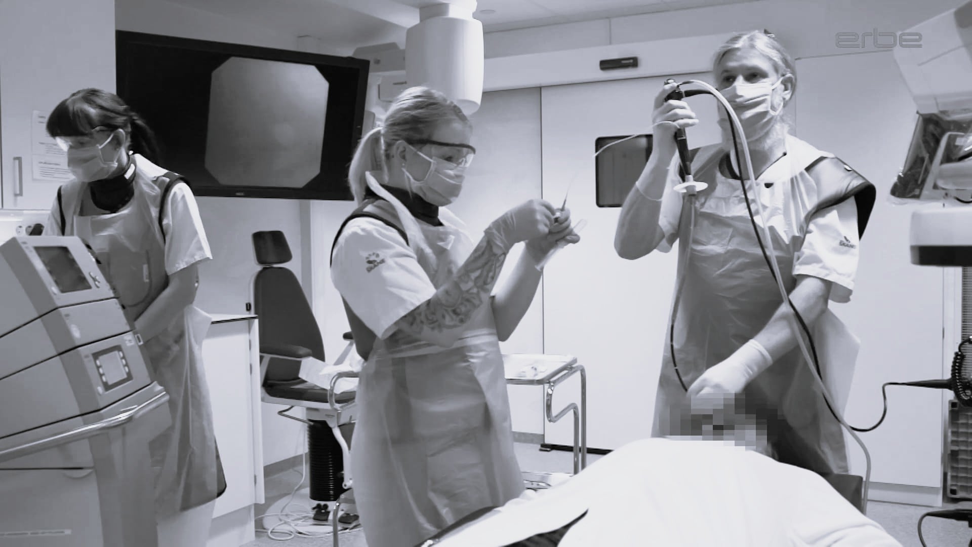 Transbronchial cryobiopsy with single-use cryoprobe