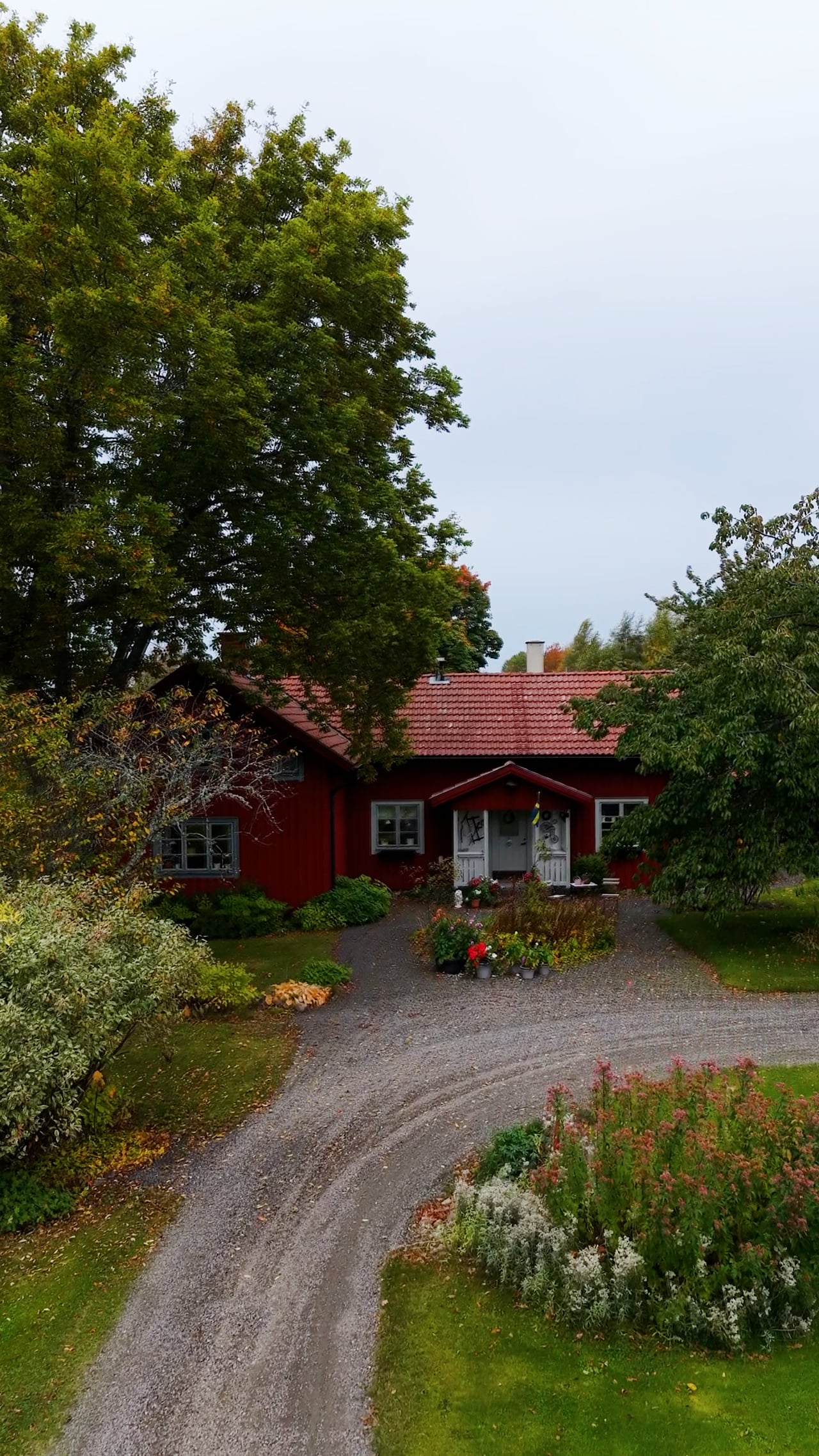 5 rum Gård/skog på Söråsen 1 Laxå kommun - video