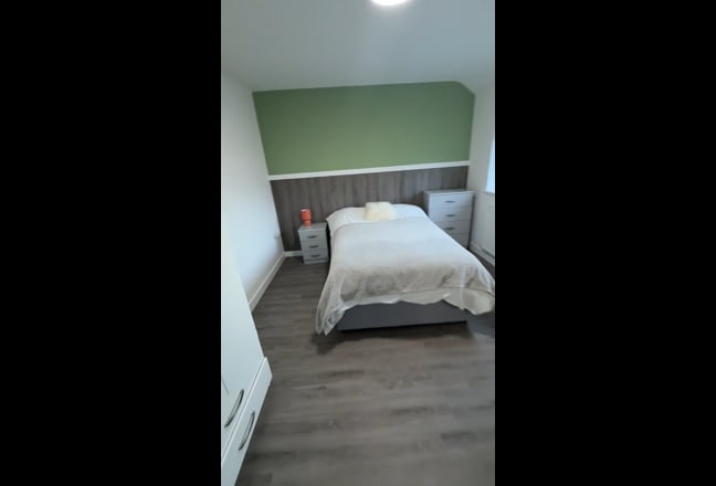 🌟  Luxury En-Suite Bedroom  Main Photo