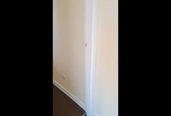 Small double room available in Finsbury Park Main Photo