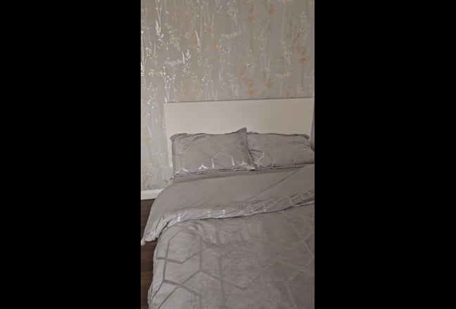 Cosy and Comfortable Room Main Photo