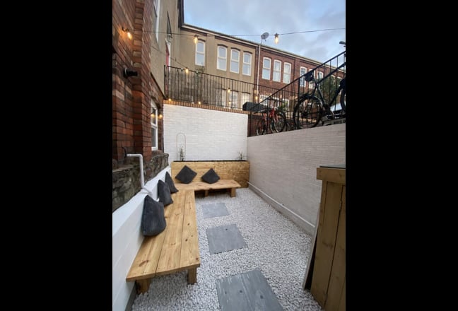 Newly Refurbished Double Room | Bills inc | BS5 Main Photo