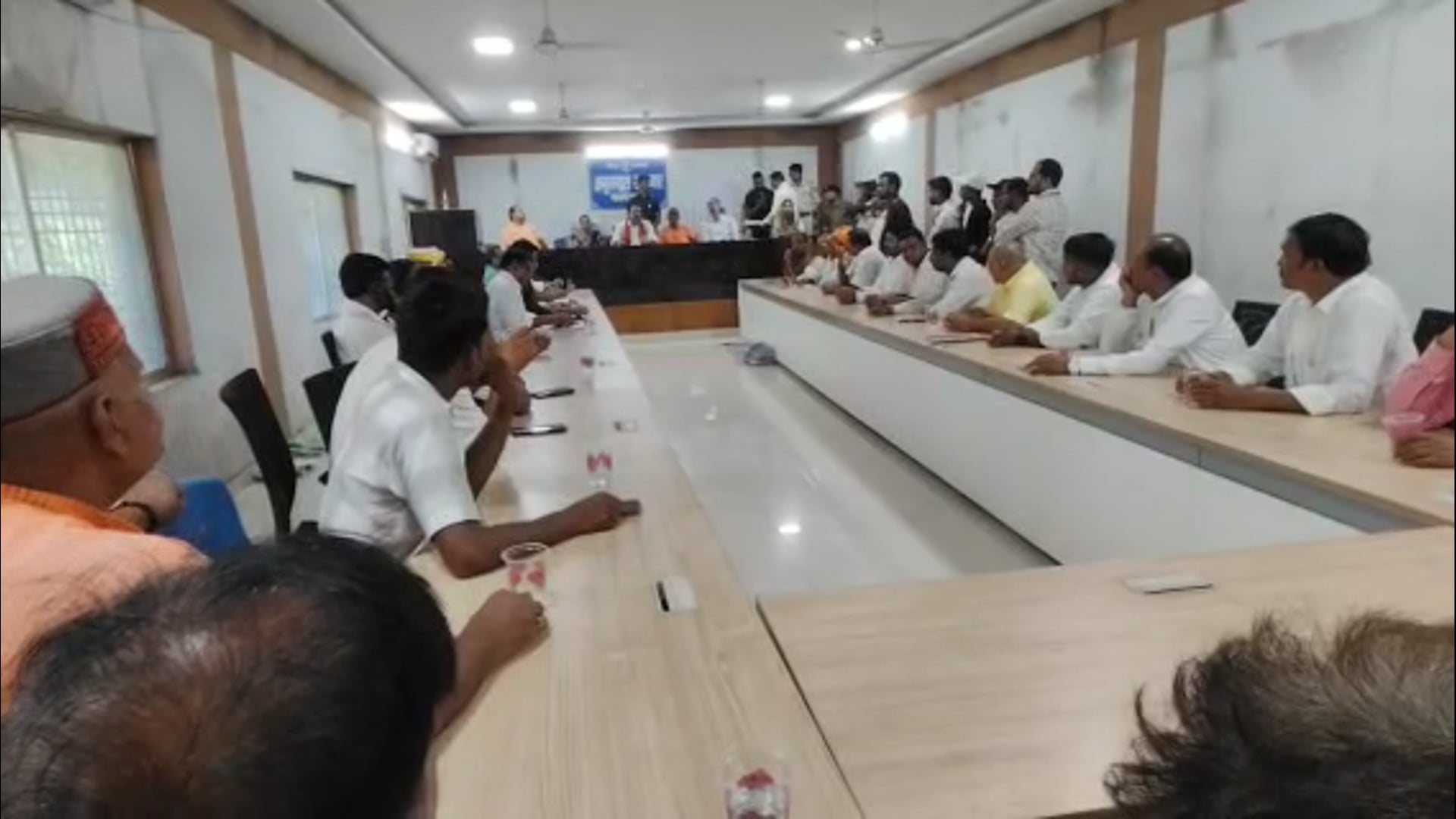 बगहा में बाढ़ पीड़ितों के लिए राहत का बड़ा भरोसा, नन्द किशोर राम ने दिए कई अहम निर्देश