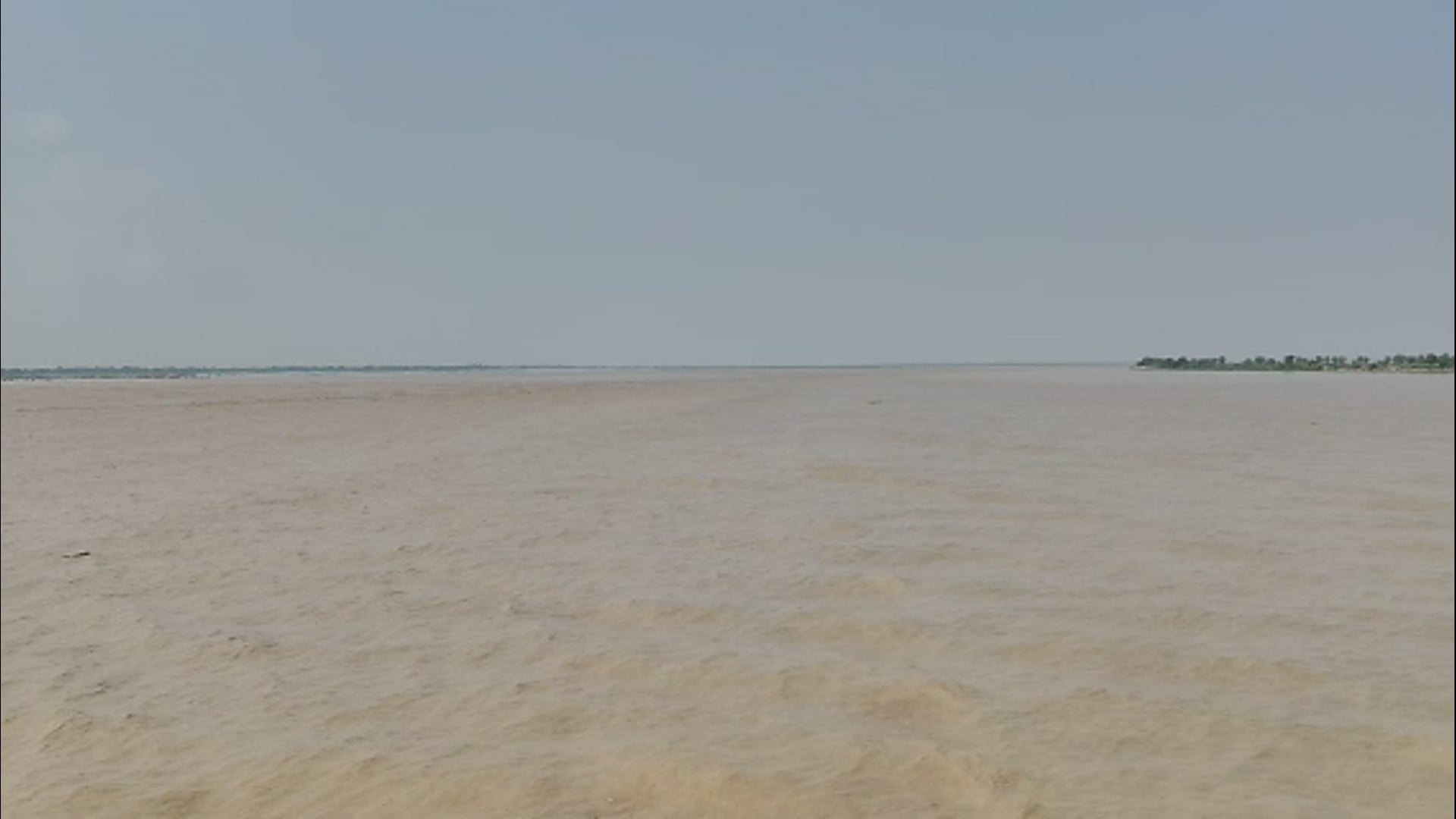 बगहा में बाढ़ के बाद राहत की खबर, घटा गंडक का जलप्रवाह; राहत कार्य तेज