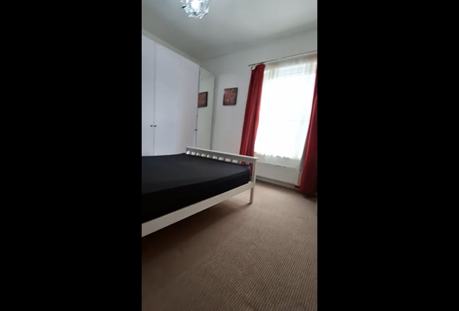Video 1: Bed Room 1