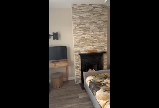 Video 1: 