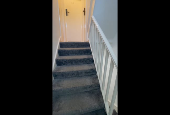 Contemporary Studio Apartment with Private Bathroo Main Photo