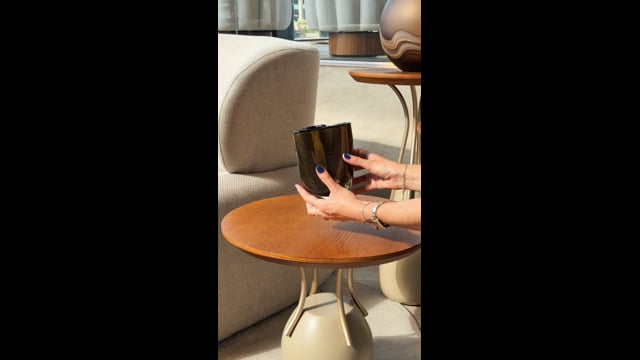 Vaso Pequeno Baixo Trevo Preto com Ouro