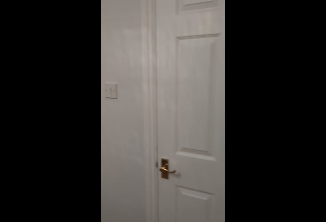 Spacious double room & private bathroom  Main Photo