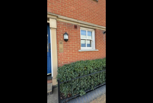 Cambridge | 1-Bedroom, 3-Min Walk to Train Station Main Photo