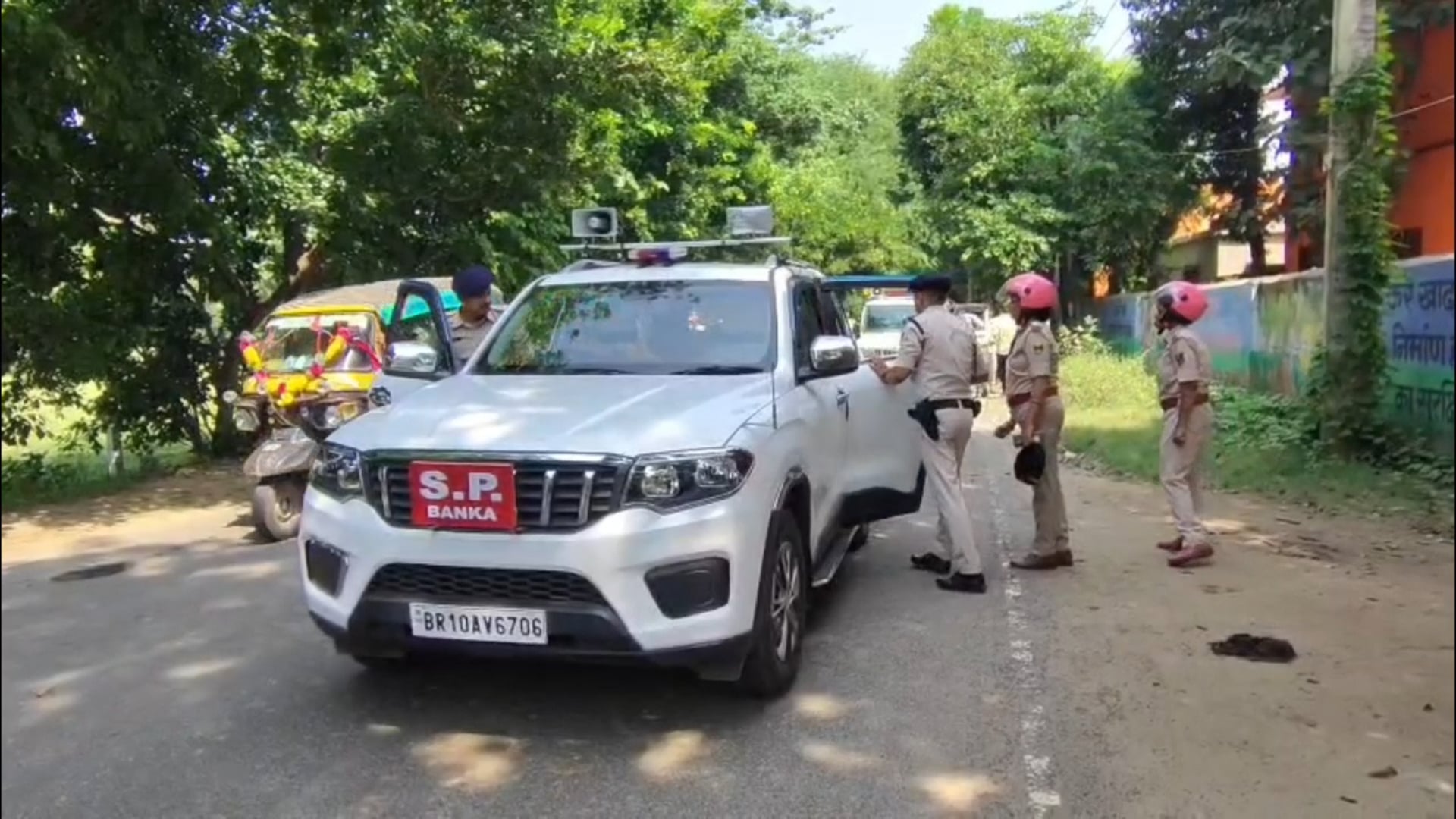 एसपी अमितेश कुमार उतरे अमरपुर की सड़कों पर, पुलिस के ग्राउंड एक्शन से मचा हड़कंप।