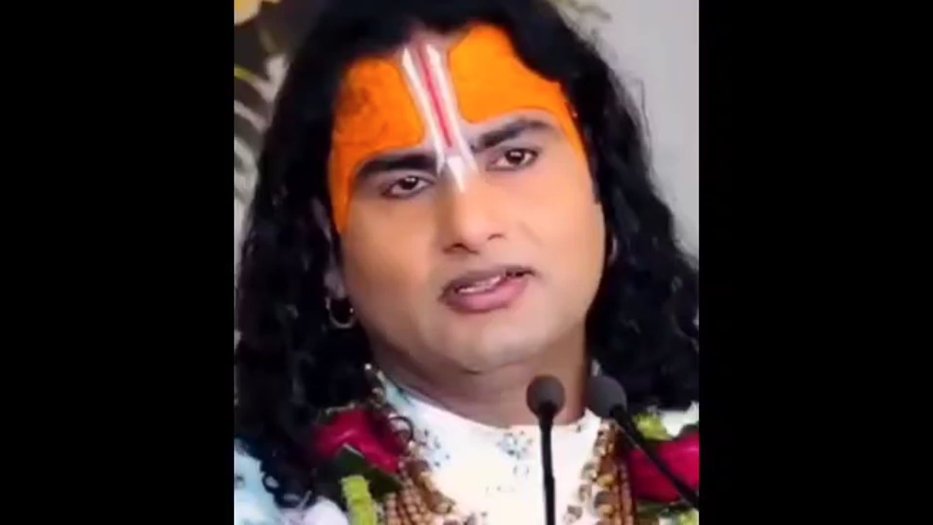 MANT-ऐसा क्या हुआ कि मीडिया पर बरसे अनिरुद्ध आचार्य? बोले- “टर्र-टर्र कर रहे है,,