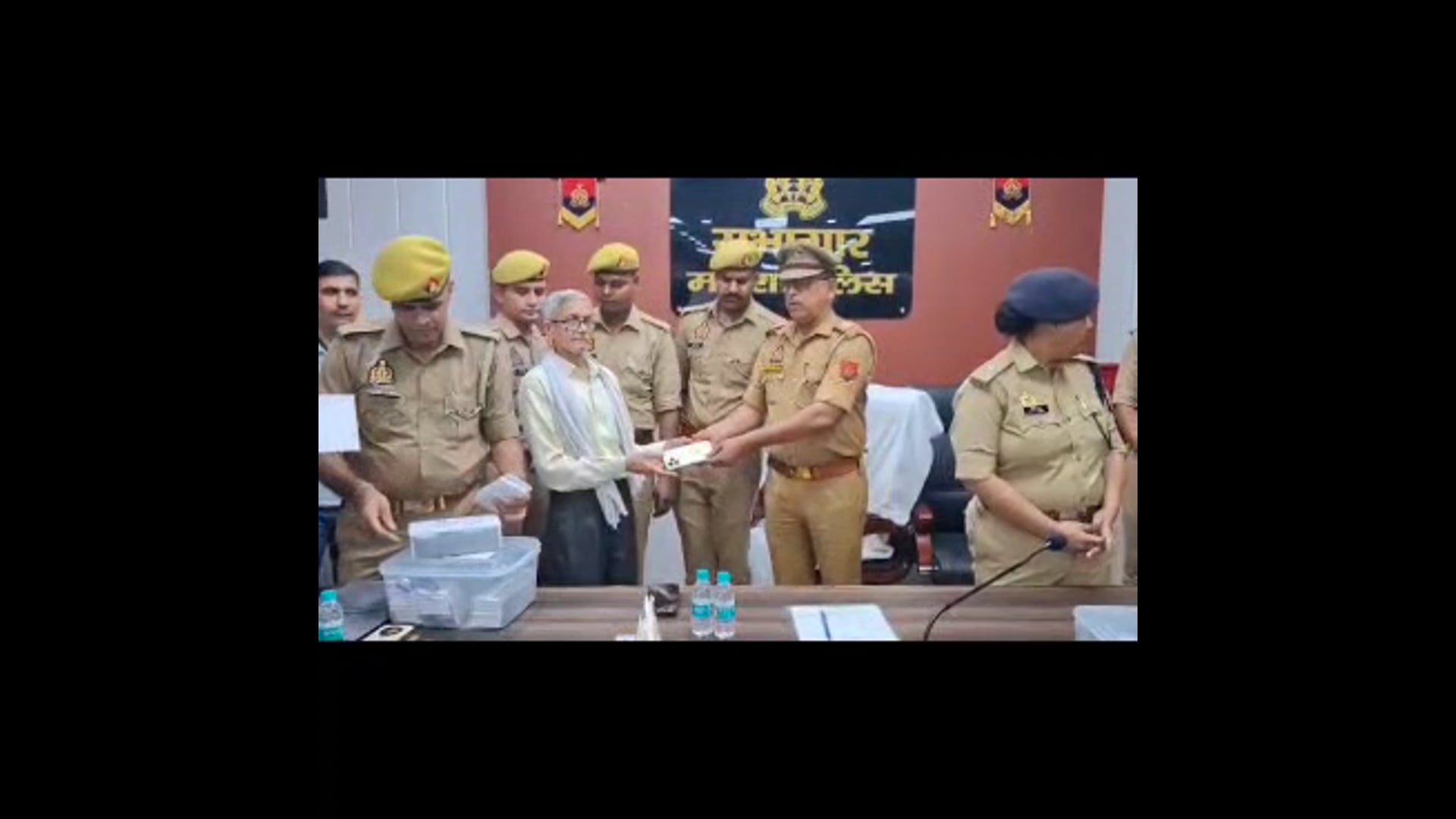 MANT-मोबाइल गायब हुए तो मचा था हड़कंप, अब मथुरा पुलिस ने खोला ऐसा राज कि लौट आई 543, लोगों की खुशी,,