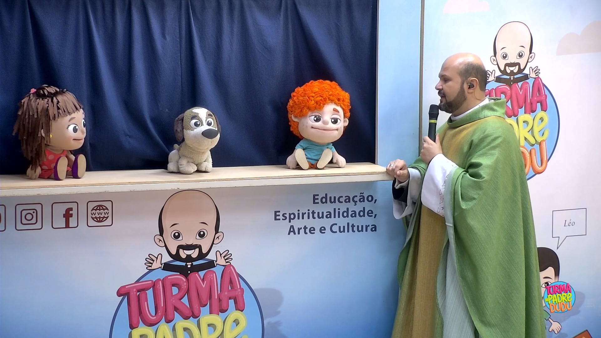 “O Reino de Deus vos será tirado e será entregue a um povo que produzirá frutos”