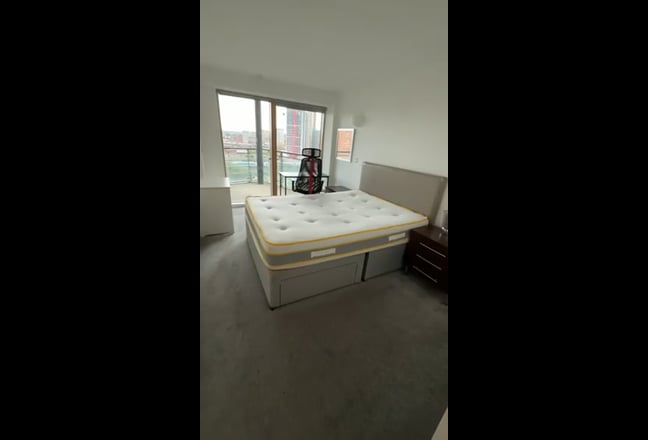 Double room with Private balcony & ensuite  Main Photo