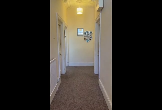 Video 1: Kitchen and communal space