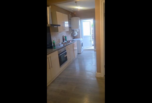 1 bedroom flat to rent in becontree  Main Photo