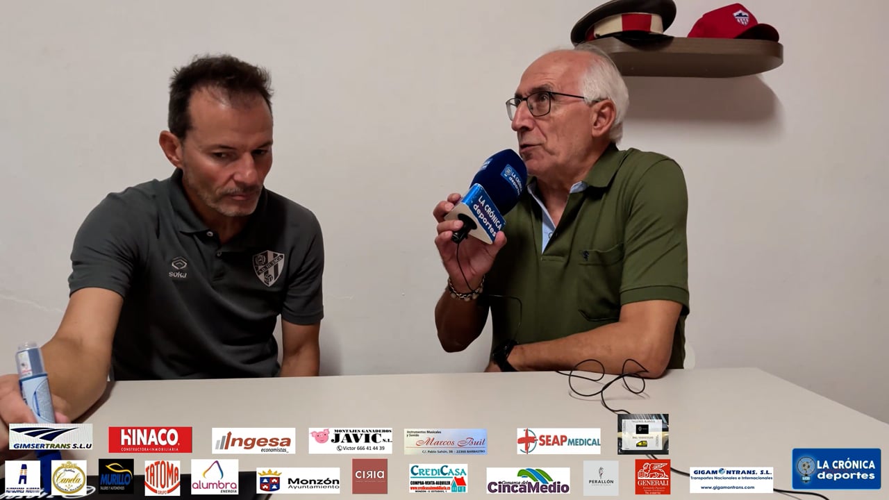 DANI  ASO (Entrenador Huesca B) At Monzón 2-0 SD Huesca B / J 5 / 3ª RFEF