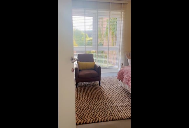Luxury En-Suite Rooms CB2 for professionals Main Photo