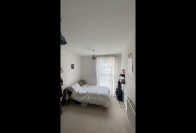 1 bed in 4bed 2 bathrooms - Townhouse Main Photo
